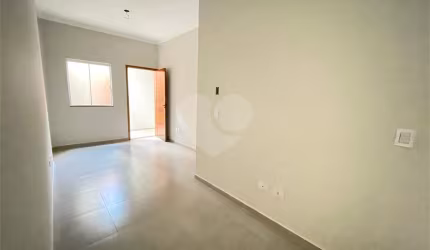 Apartamento 02 dormitórios