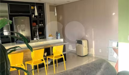 Apartamento à venda com 3 quartos na Vila guilherme
