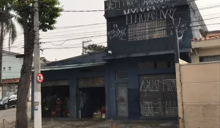 Vende-se: Prédio Comercial de esquina, na Avenida Nossa Senhora da Concórdia, Tremembé!