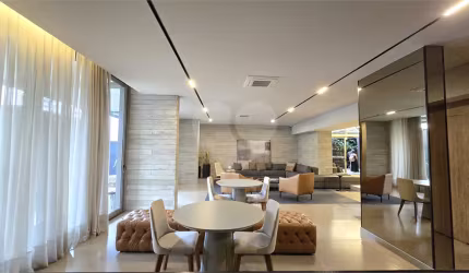 Studio mobiliado com varanda e vista deslumbrante – Consolação