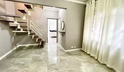 Sobrado a venda na Isolina Mazzei com 2 suítes e 2 vagas