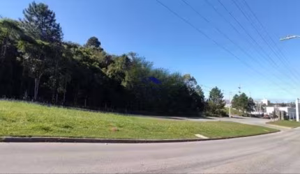 Terreno com 3.576 m² na Avenida das Torres – São José/SC