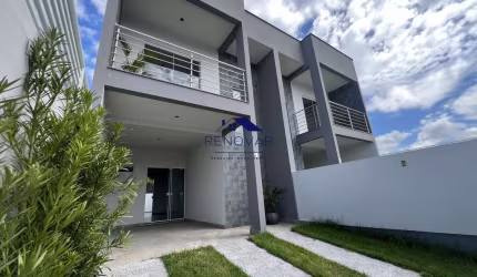 Sobrado com 2 Suítes e Vaga Coberta – Novo Horizonte, Forquilhinha – São José/SC