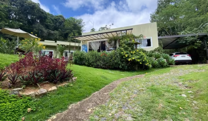 Casa encantadora em meio à natureza – Qualidade de vida e conforto.
