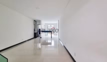 Casa com 3 quartos para Venda no bairro Aeroporto