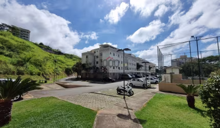 Ótimo apartamento no condomínio Jardim das Violetas