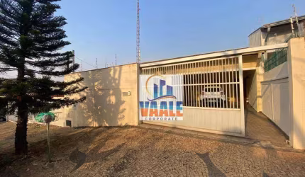Casa com 3 dormitórios à venda, 180 m² por R$ 740.000 - Parque São Quirino - Campinas/SP