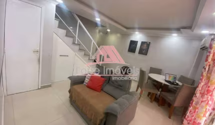 Casa Triplex 2 quartos sendo 1 suíte á venda em Realengo - rio de Janeiro/RJ