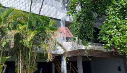 Prédio comercial na estrada da Cachamorra