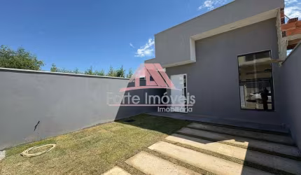 Casa Linear com 2 quartos, sendo uma suíte - Campo Grande/RJ