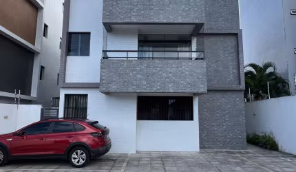 EXCELENTE APARTAMENTO, COM ACABAMENTO DIFERENCIADO, LOCALIZAÇÃO PERFEITA, PRÓXIMO DE TUDO.