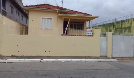 Casa - Padrão, para Aluguel em São Paulo/SP