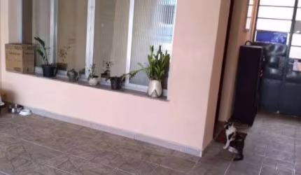 Sobrado  4 dormitórios à venda, 200 m²  2 Vagas