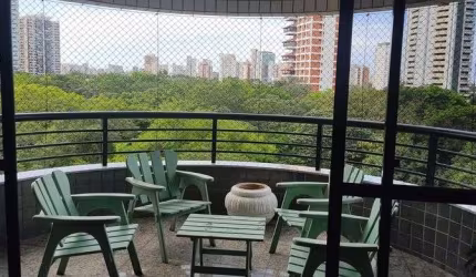 Excelente Apartamento com 211m² 3 suites dce completa varanda na sala