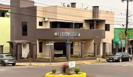 Prédio Residencial e Comercial no centro de Não Me Toque