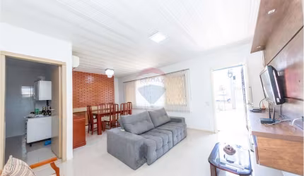 Casa 3 quartos com suíte - 216m2 privativos - Petrópolis