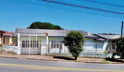 CASA 4 QUARTOS (1 É SUÍTE) BOM PARA PONTO COMERCIAL E ESCRITÓRIO