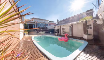 Casa 4 quartos com piscina e salão de festas ao lado do PF Shopping