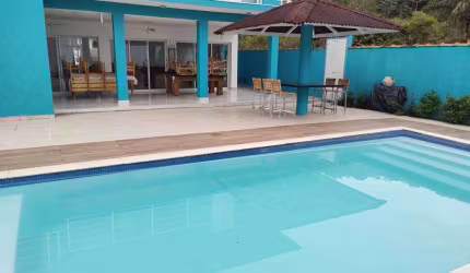 SOBRADO ÍRIS MARAVILHOSO, COM ACABAMENTO BEM FINO NO MAR VERDE I, NA MOCOCA EM CARAGUATATUBA-SP