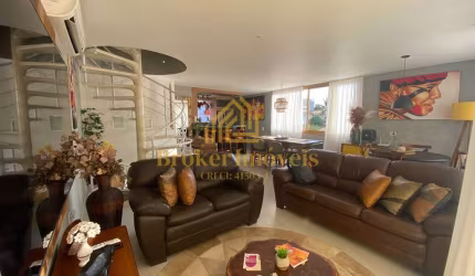 Casa Triplex totalmente Tematizada com seu estilo Indígena em Ubatuba - Saco da Ribeira- Litoral Norte SP