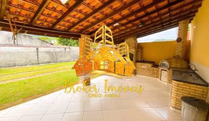 OPORTUNIDADE DE CASA COM AREA GOURMET BEM PERTINHO DA LINDA PRAIA MARTIM DE SÁ EM CARAGUATATUBA-SP