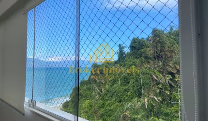Cobertura pé na Areia toda equipada, decorada, no condomínio Hawai vivendas, com vista para o mar na Praia Martim de Sá