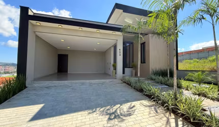 Casa a no Condominio Ile de France em Bragança Paulista-SP