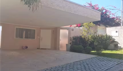 Belíssima casa a venda no condomínio Sunset Village em Bragança Paulista- SP