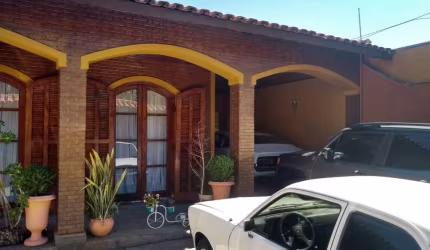 Casa para venda no Centro de Bragança Paulista-SP