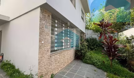 Casa Comercial em Brooklin  220m