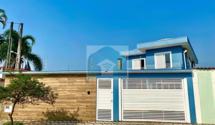 Casa em Solemar  -  Praia Grande