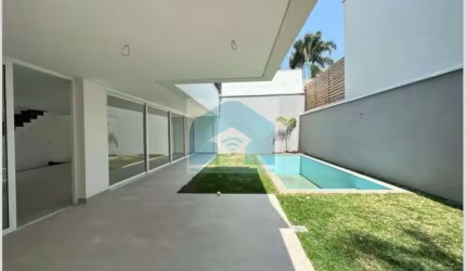 Casa com 4 Quartos e 4 banheiros à Venda, 450 m²