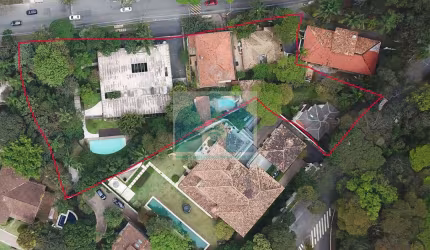 Casa para venda, com terreno de 3.100M² na Cidade Jardim