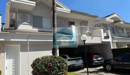 OPORTUNIDADE  LINDA CASA EM CONDOMÍNIO FECHADO  4 SUITES 6 VAGAS, POR 3.500.000!- ALTO DA BOA VISTA