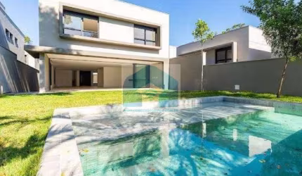 Casa de condomínio Chácara Santo António, 4 suites, 6 vagas, 845m².