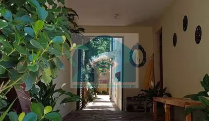 Sobrado com quatro quartos na Chacara Santo Antonio