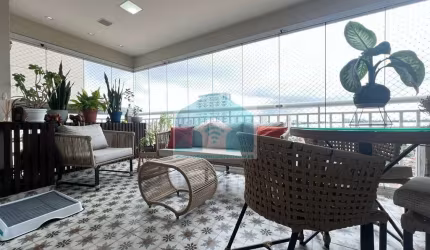 Apartamento no Campo Belo 123 m², 3 quartos,1 suíte e varanda gourmet. 2 vagas.