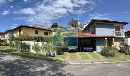CASA DE CONDOMÍNIO 4 SUÍTES 4 VAGAS COM PISCINA 301m² área útil