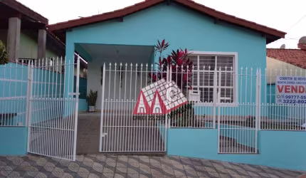 Casa com 3 dormitórios à venda, 192 m² por R$ 850.000,00 - Centro - Araçoiaba da Serra/SP