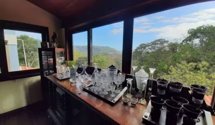 Casa com 5 quartos em Itaipu Alto Padrão Vista Privilegiada