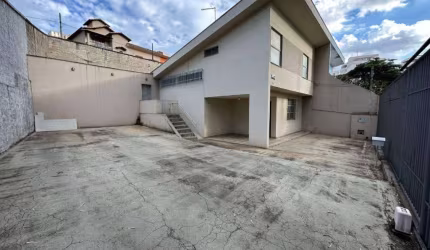 Casa com 3 dormitórios à venda, 148 m² por R$ 650.000,00 - Califórnia Um - Belo Horizonte/MG