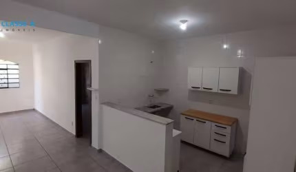 Classe A oferece esta Casa com 03 dormitórios à venda, 256 m² por R$ 750.000,00 - Padre Eustáquio - Belo Horizonte/MG