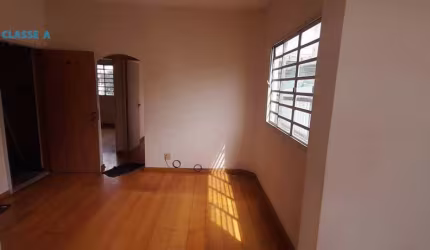 Classe A Imóveis apresenta: Apartamento Aconchegante no João Pinheiro, Próximo a Todo o Comércio