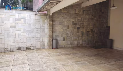 Classe A Imóveis apresenta: A casa dos seus sonhos no coração do Paquetá!
