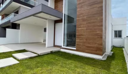 Ferreira Negócios Imobiliários Vende	Casa em Passo de Torres Bairro Centro Residência Rua dos Caracóis