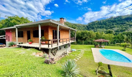 Ferreira Negócios Imobiliários Vende	Chácara em Caxias do Sul Bairro 3ª légua Chácara