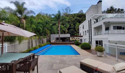 Ferreira Negócios Imobiliários Vende	Casa em Caxias do Sul Bairro Linha 30 Casa de alto padrão