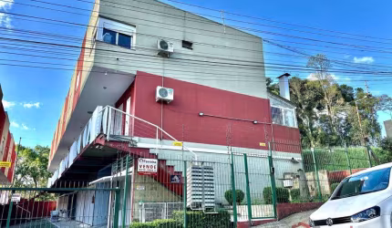 Ferreira Negócios Imobiliários Vende	Sobrado em Caxias do Sul Bairro São Luiz Residencial Saint Louis