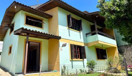 Ferreira Negócios Imobiliários Vende	Casa em Caxias do Sul Bairro São Caetano Casa