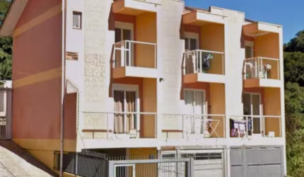 Ferreira Negócios Imobiliários Vende	Sobrado em Caxias do Sul Bairro Esplanada Sobrado